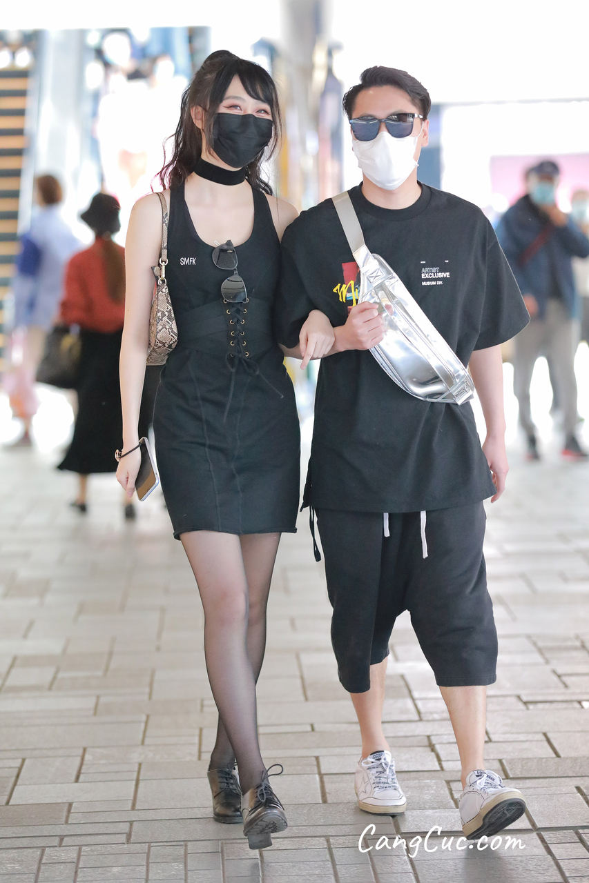 [精选街拍作品] No.3249 气质黑色吊带裙